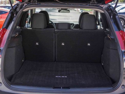 Certified 2025 Nissan Kicks SV image 25