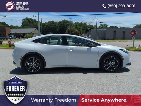 Used 2024 Toyota Prius Limited w/ Limited Premium Package FWD image 8