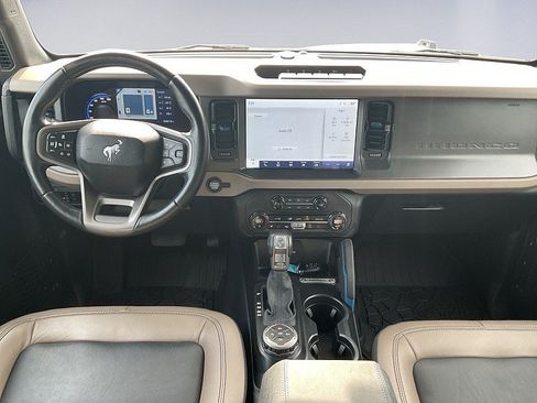 Used 2024 Ford Bronco Wildtrak AWD/4WD image 12