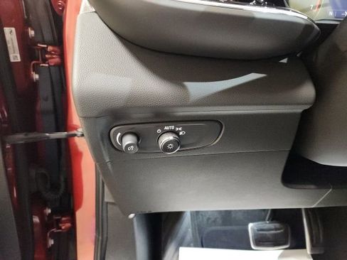 Certified 2023 Buick Envision Preferred w/ Sport Touring Package image 19