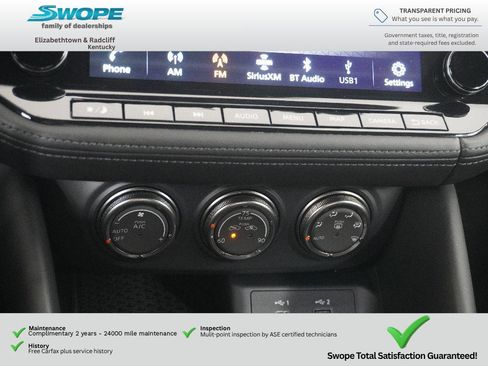 Used 2024 Nissan Z Performance w/ Floor Mat Package RWD image 19