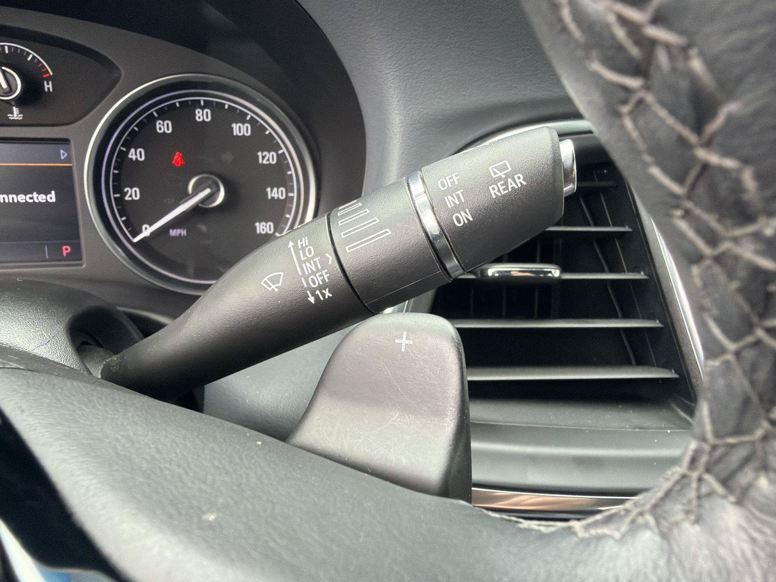 Used 2023 Buick Enclave Essence FWD image 18