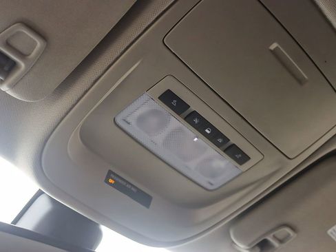 Used 2021 Chevrolet Colorado LT w/ Safety Package image 34