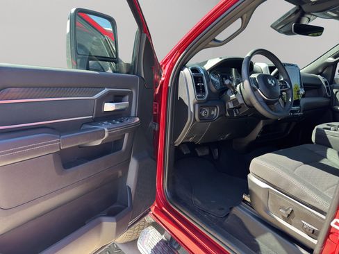 Used 2026 RAM 2500 Big Horn AWD/4WD image 5