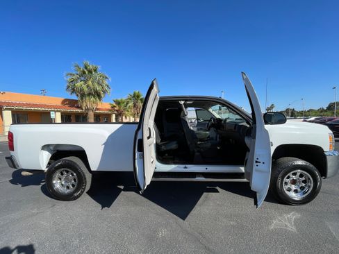 Used 2007 Chevrolet Silverado 2500 W/T w/ LS Package image 28