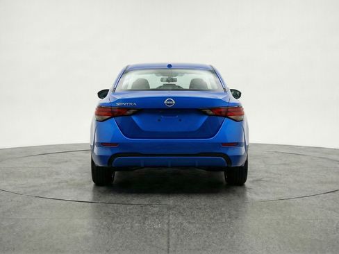 Used 2025 Nissan Sentra SV FWD image 7