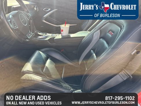 Used 2021 Chevrolet Camaro SS RWD image 10