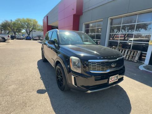 Used 2020 Kia Telluride S image 2