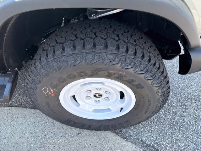 New 2026 Ford Bronco Heritage Edition AWD/4WD image 13