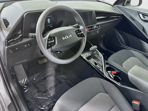 Used 2026 Kia Niro LX FWD image 22