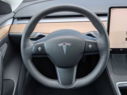 Used 2022 Tesla Model 3 Long Range AWD/4WD image 22