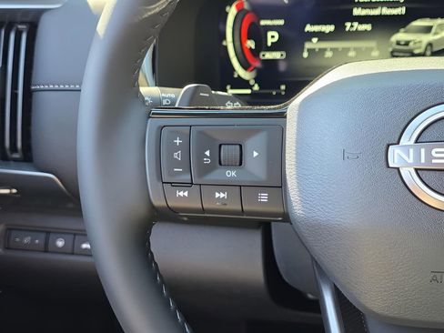 New 2026 Nissan Pathfinder SL image 21