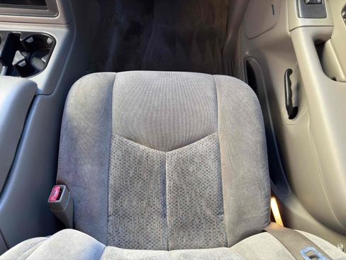 Used 2005 Chevrolet Tahoe LS w/ Preferred Equipment Group image 28