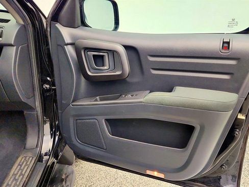 Used 2013 Honda Ridgeline Sport image 25