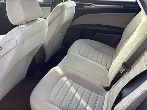 Used 2020 Ford Fusion S image 12