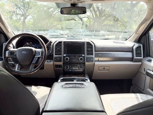 Used 2019 Ford F250 Limited AWD/4WD image 21