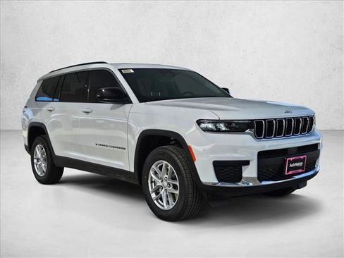 New 2026 Jeep Grand Cherokee L Laredo X image 7
