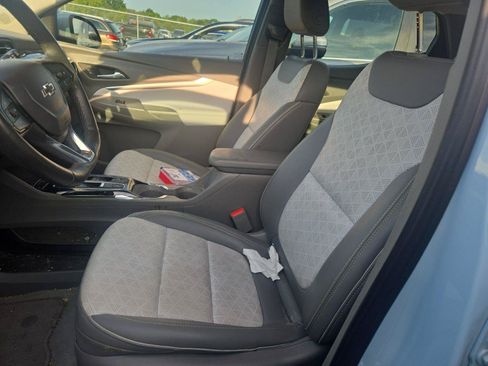 Used 2023 Chevrolet Bolt EUV Premier w/ Sun & Sound Package FWD image 5