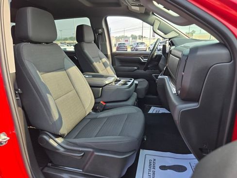 Used 2025 Chevrolet Silverado 1500 LT AWD/4WD image 20