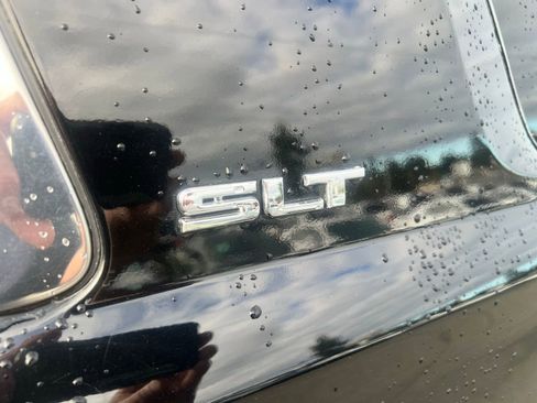 Used 2019 GMC Yukon SLT image 9