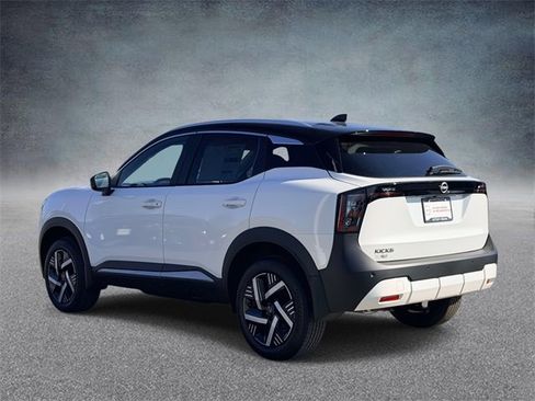 New 2026 Nissan Kicks SV image 4