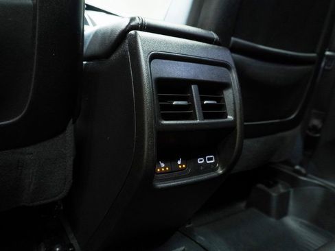 Used 2021 Cadillac XT4 Premium Luxury w/ Enhanced Visibility Package image 16