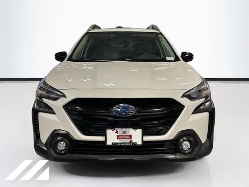 Certified 2025 Subaru Outback Onyx Edition XT AWD/4WD image 2