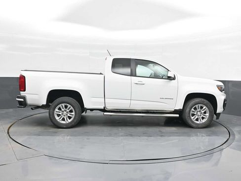 Used 2021 Chevrolet Colorado LT w/ Fleet Safety Package image 9