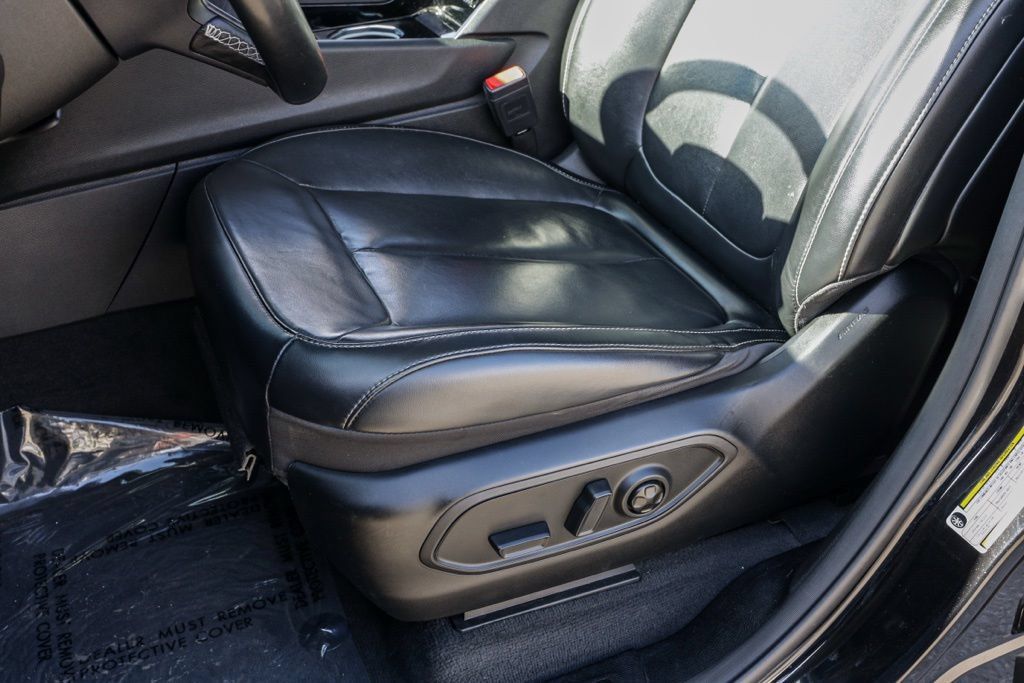Used 2021 Jeep Grand Cherokee L Limited AWD/4WD image 19