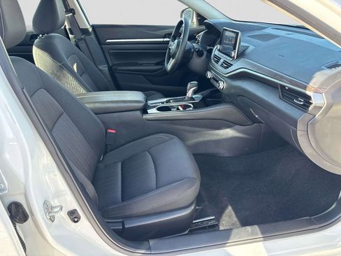 Certified 2023 Nissan Altima 2.5 SV image 15
