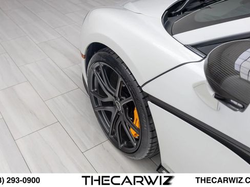 Used 2016 McLaren 570S Coupe RWD image 18