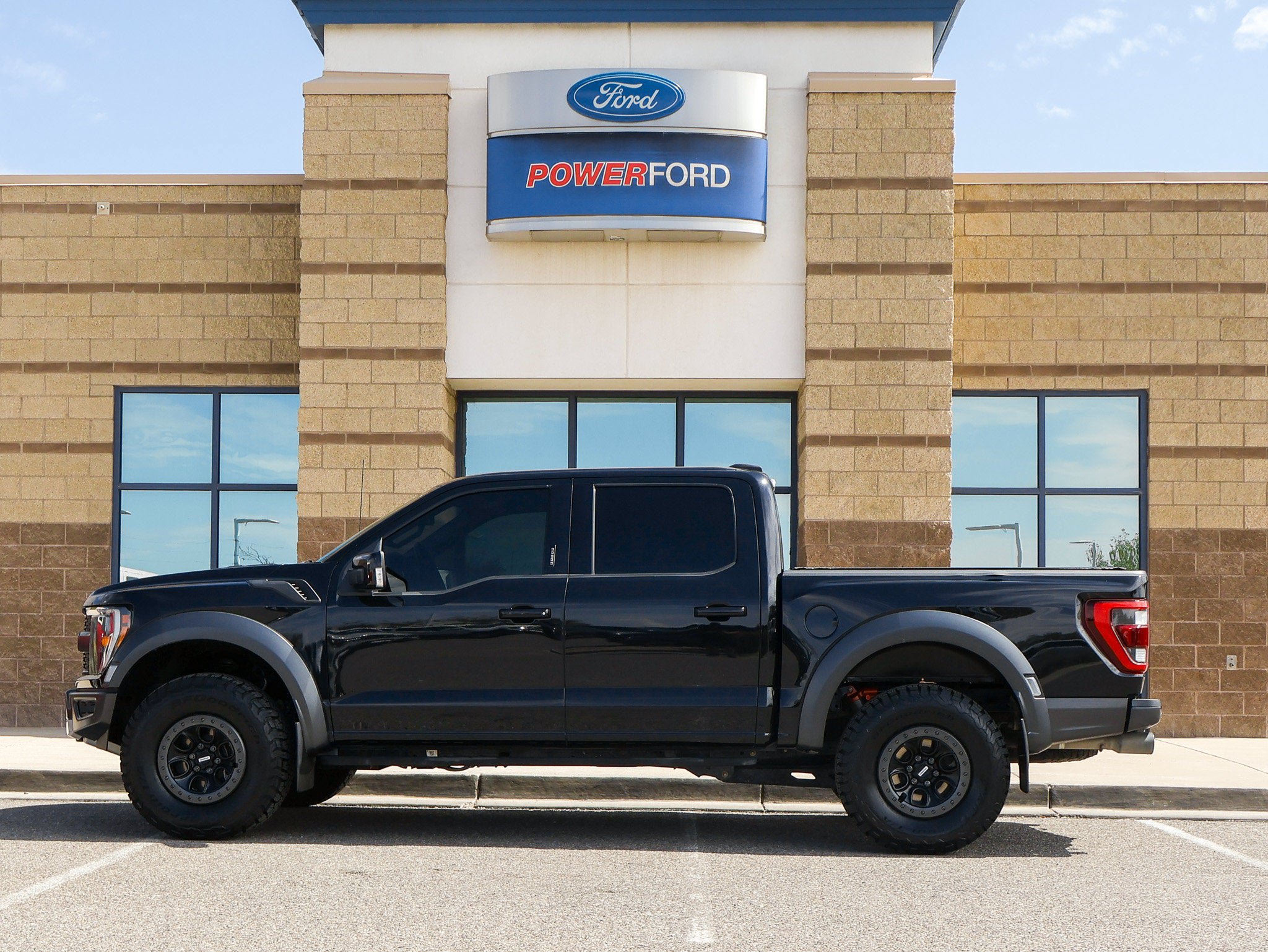 Used 2022 Ford F150 Raptor w/ Torsen Package AWD/4WD image 9