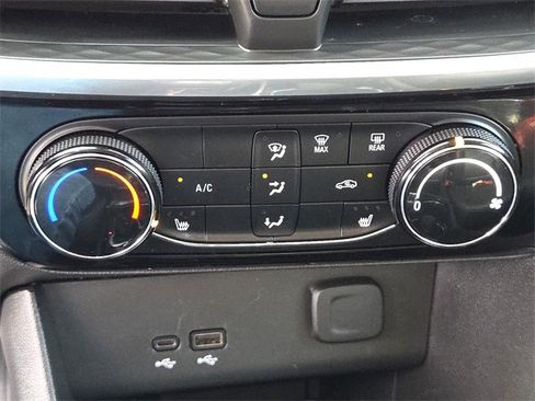 Used 2024 Buick Encore GX Sport Touring w/ Comfort Package image 22