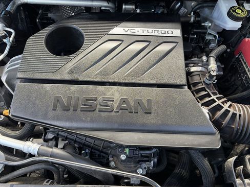 Used 2024 Nissan Rogue SV image 27