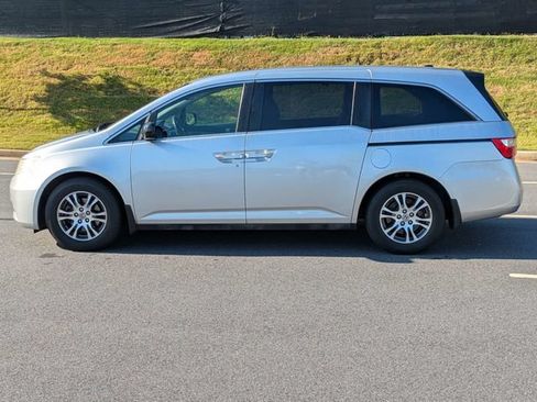 Used 2011 Honda Odyssey EX-L image 7
