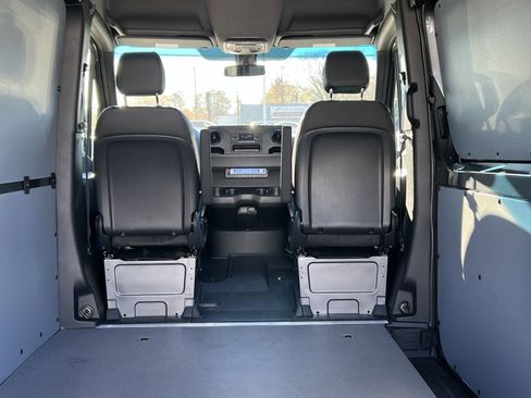 New 2025 Mercedes-Benz Sprinter 2500 image 18