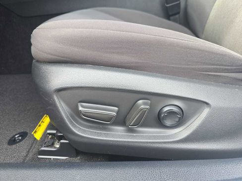 Used 2022 Toyota Camry LE image 15