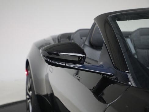 Used 2020 Aston Martin DB11 Volante image 27