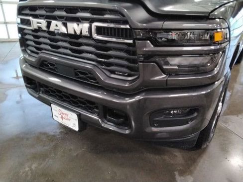 New 2026 RAM 2500 Big Horn AWD/4WD image 13