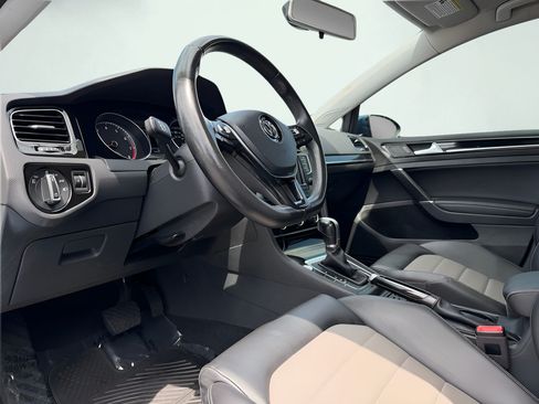 Used 2017 Volkswagen Golf SEL FWD image 46