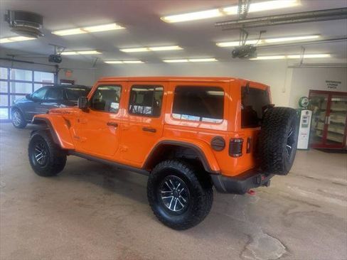 Certified 2025 Jeep Wrangler Unlimited Rubicon image 11