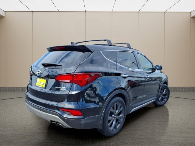 Used 2017 Hyundai Santa Fe Sport FWD image 6