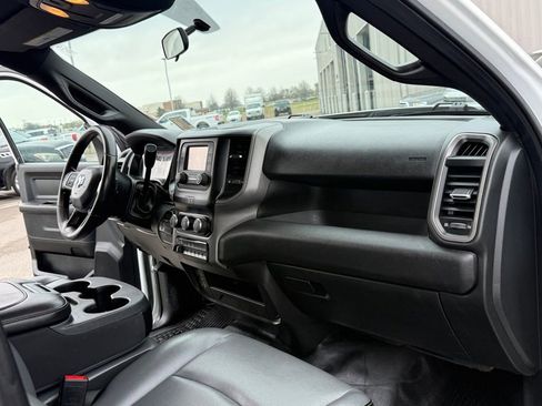 Used 2022 RAM 2500 Tradesman w/ Chrome Appearance Group image 15