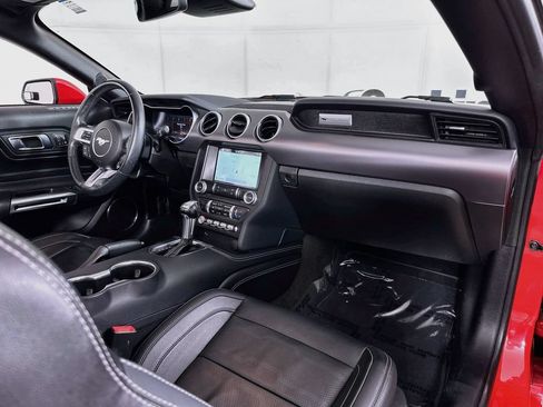 Used 2018 Ford Mustang GT Premium w/ Equipment Group 401A RWD image 34