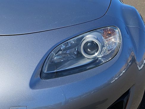 Used 2010 MAZDA MX-5 Miata Sport image 9
