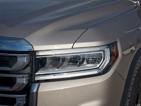 Used 2023 GMC Acadia AT4 w/ Technology Package image 3