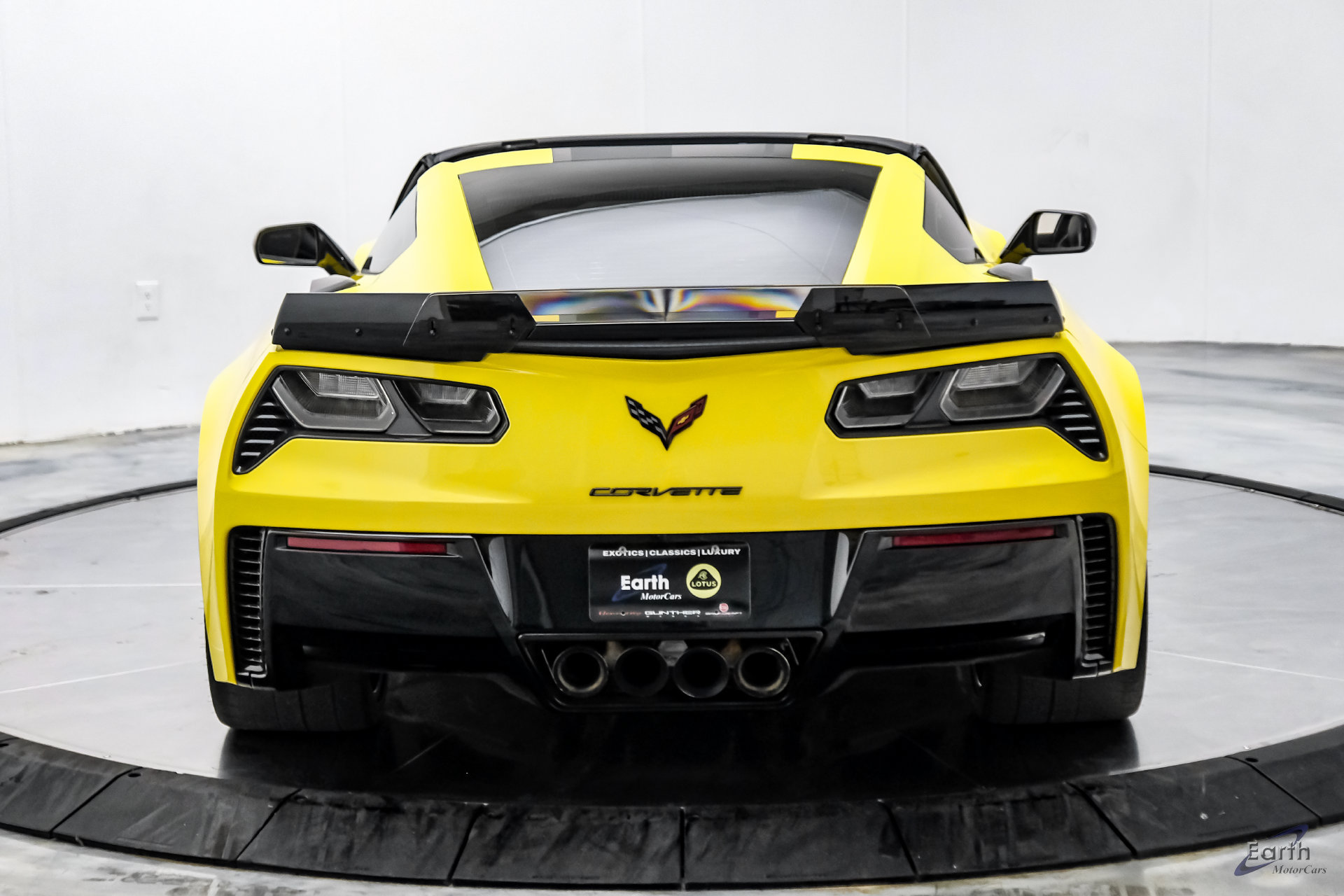 Used 2016 Chevrolet Corvette Z06 w/ C7.r Special Edition RWD image 16