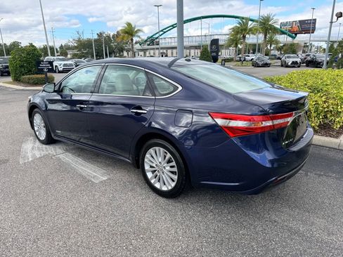 Used 2014 Toyota Avalon Limited image 2