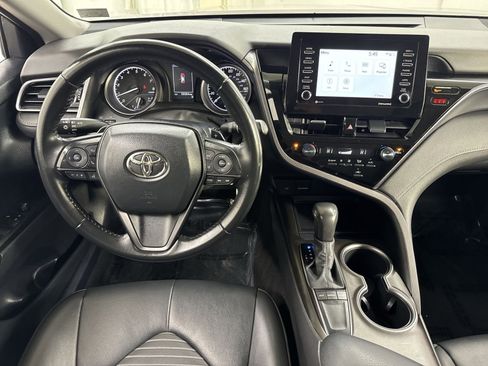 Used 2023 Toyota Camry SE image 27