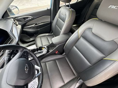 Used 2025 Chevrolet Trax ACTIV w/ Driver Confidence Package FWD image 20